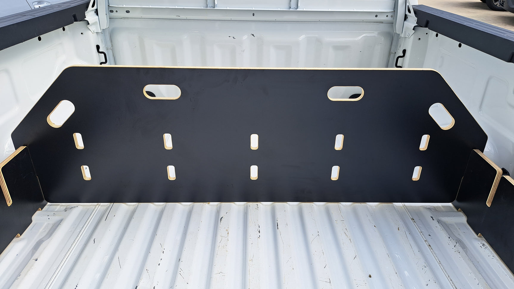 Ford Ranger 2022+ Tub Divider | Spray-in Tub Liner