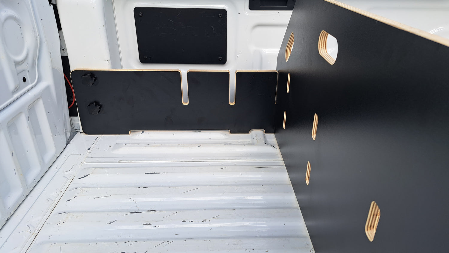 Ford Ranger 2022+ Tub Divider | Spray-in Tub Liner