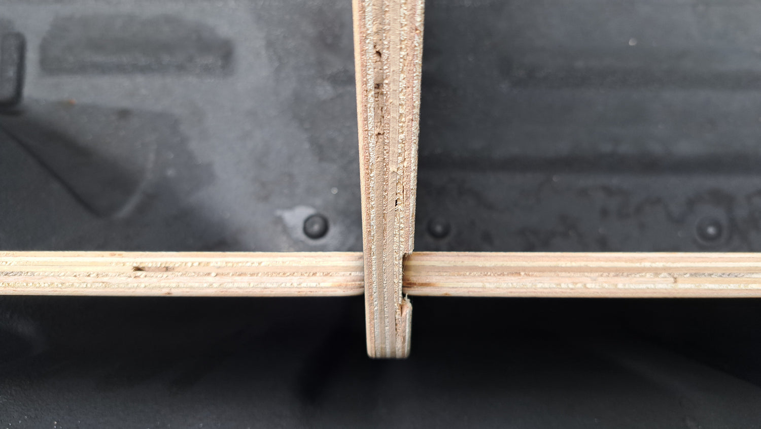 LDV T60 MAX 2022+ Tub Divider