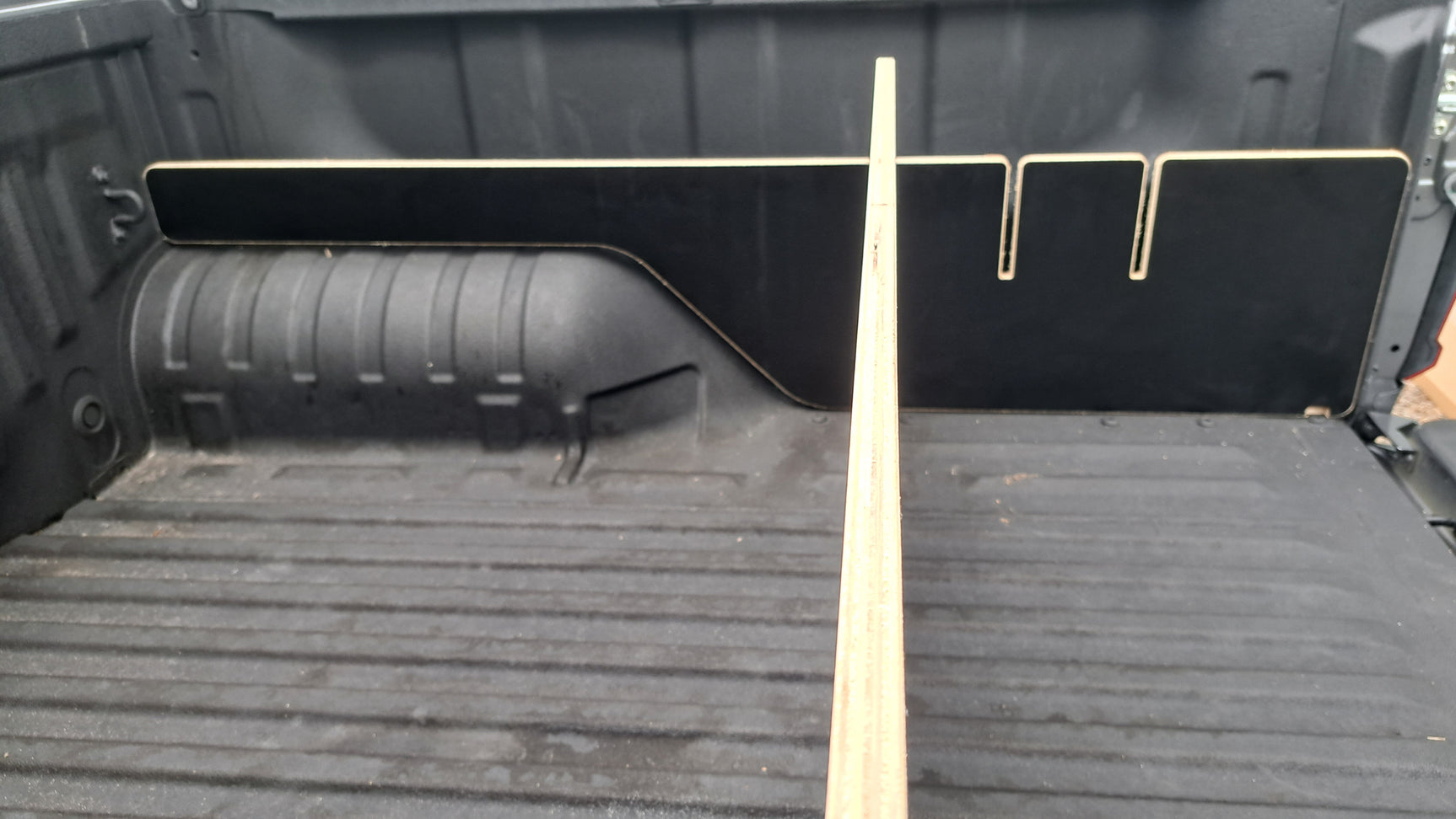 LDV T60 MAX 2022+ Tub Divider