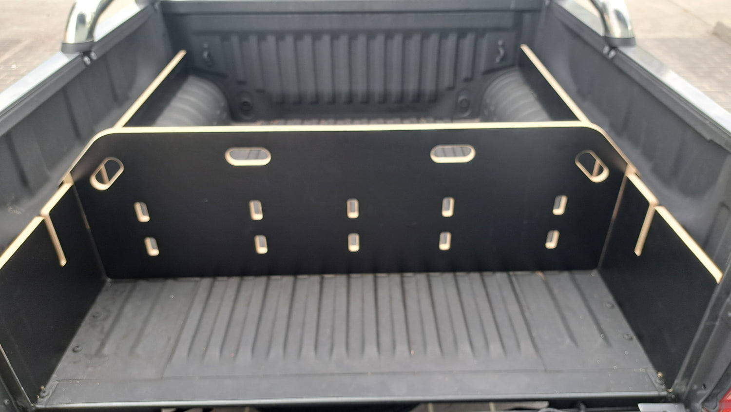 LDV T60 MAX 2022+ Tub Divider