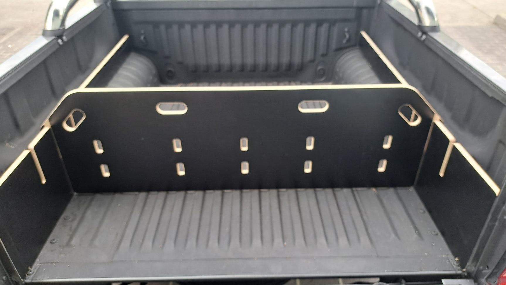 LDV T60 MAX 2022+ Tub Divider