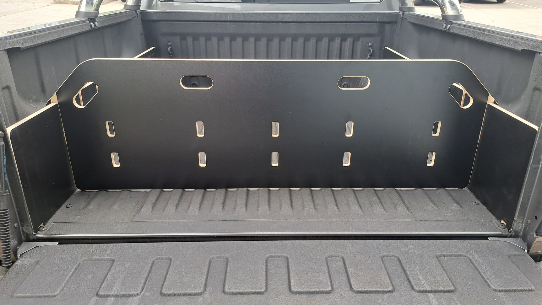 LDV T60 MAX 2022+ Tub Divider