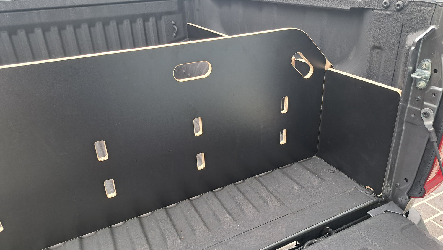 LDV T60 MAX 2022+ Tub Divider