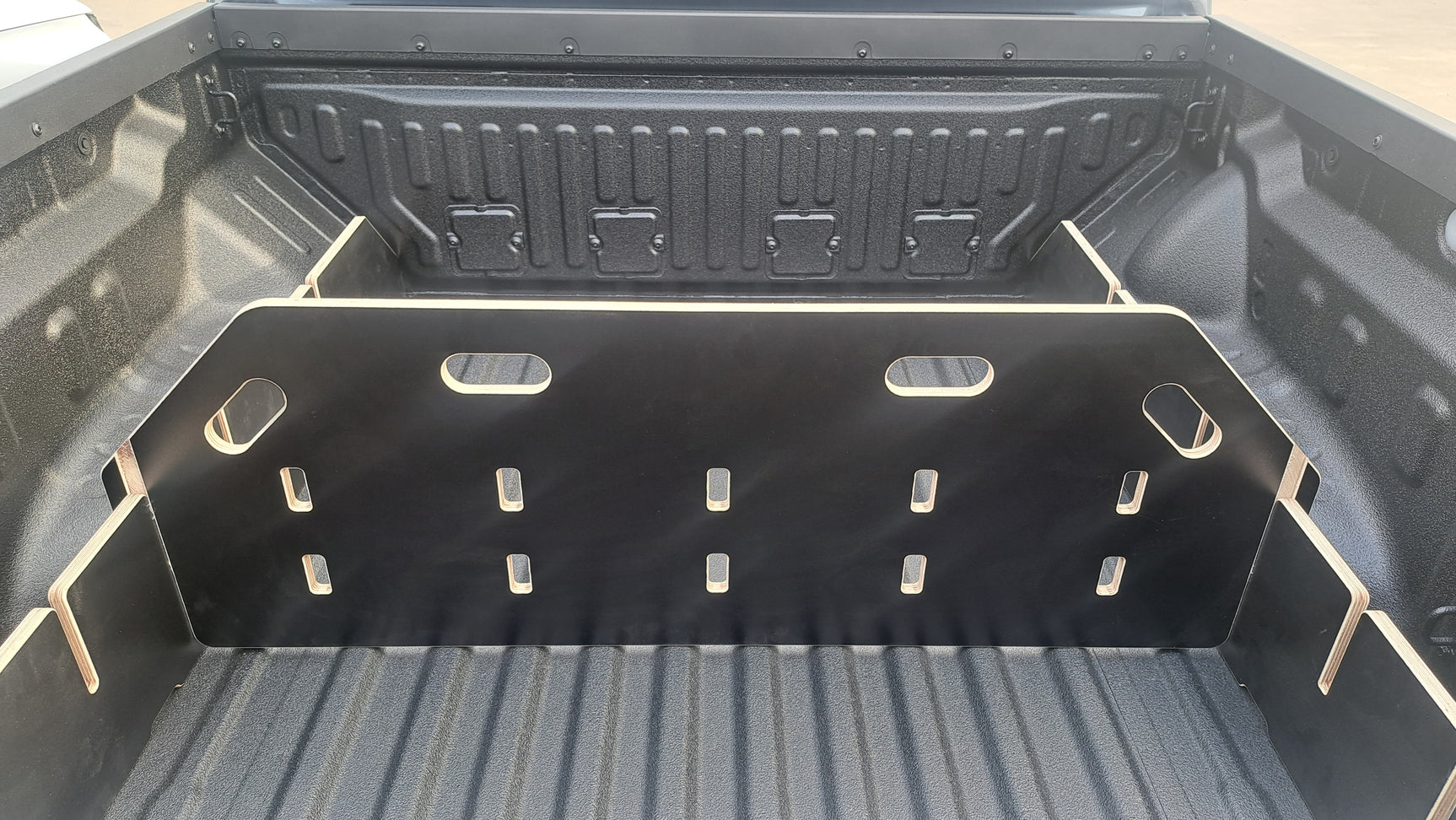 BYD Shark 6 2025+ Tub Divider