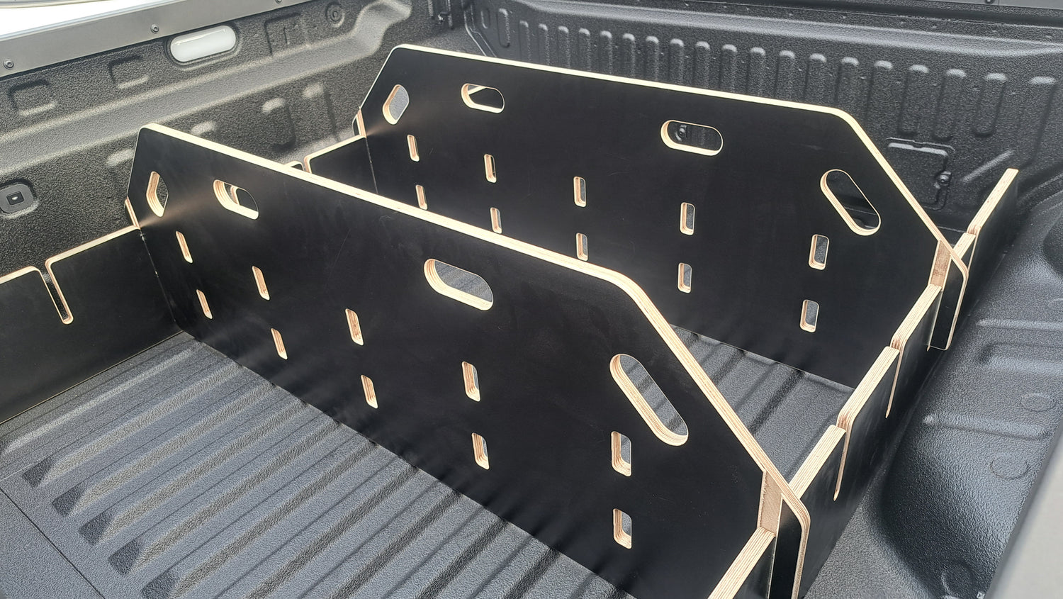 BYD Shark 6 2025+ Tub Divider