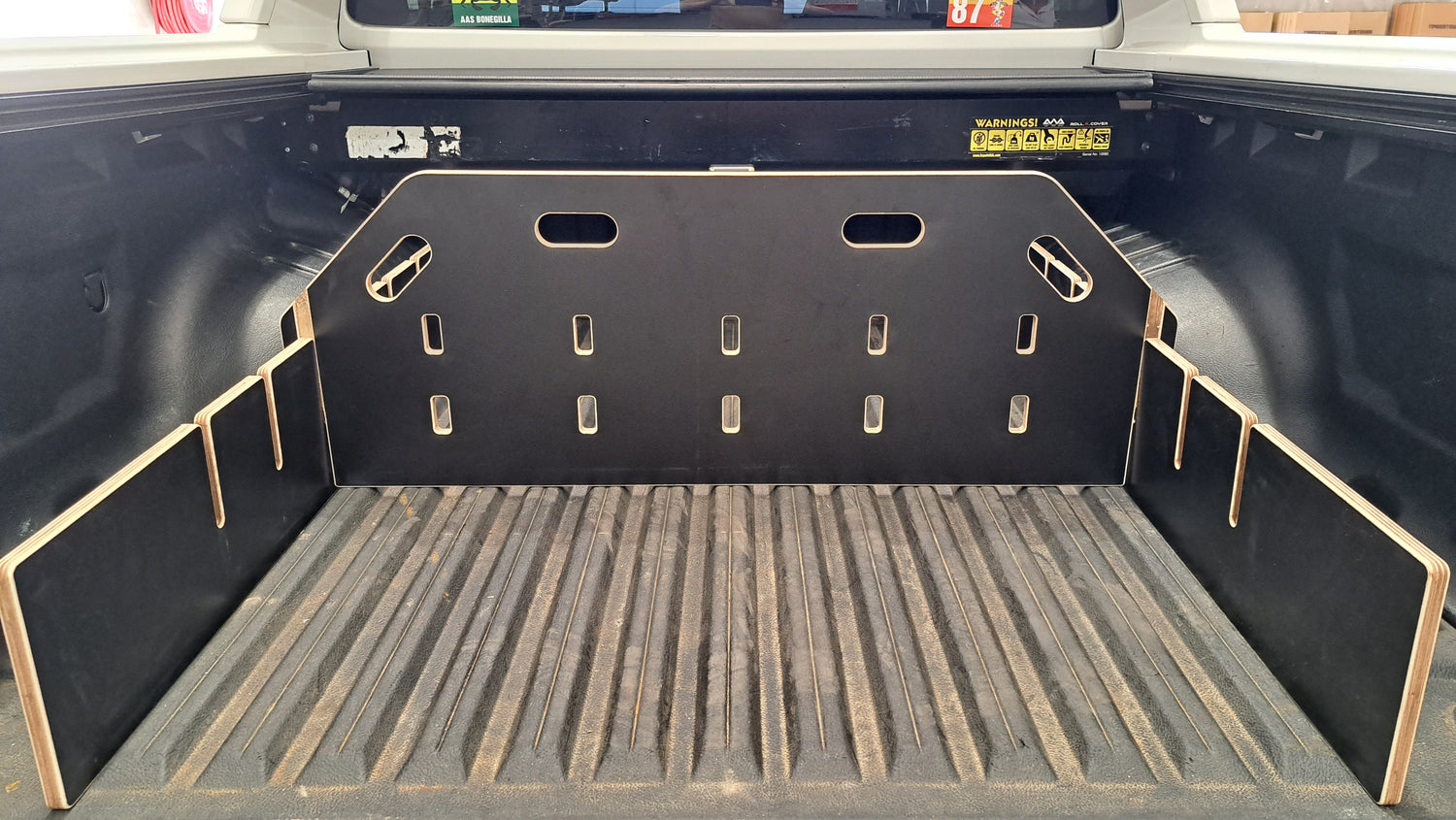 VW Amarok 2016-2022 Tub Divider | Plastic Tub Liner