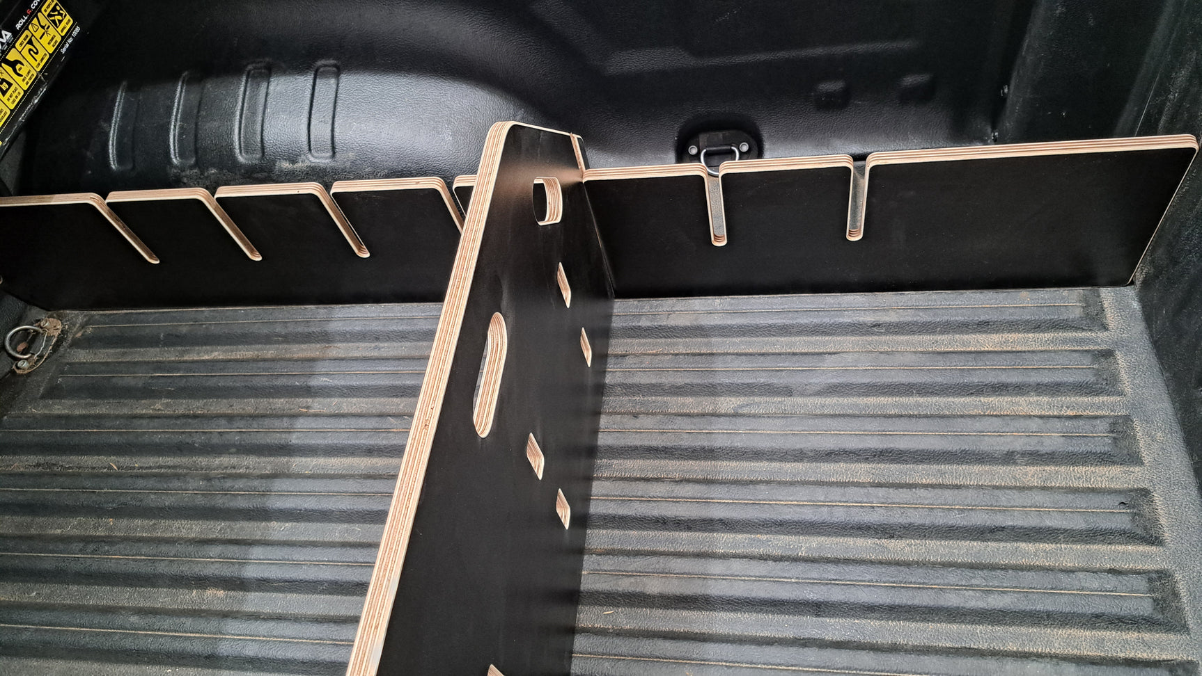 VW Amarok 2016-2022 Tub Divider | Plastic Tub Liner