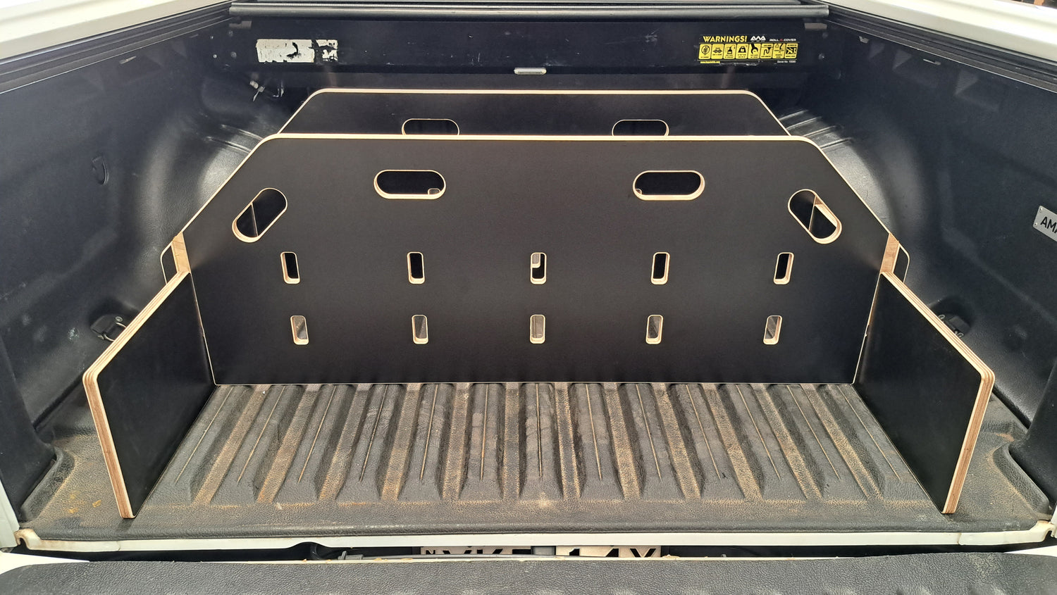 VW Amarok 2016-2022 Tub Divider | Plastic Tub Liner