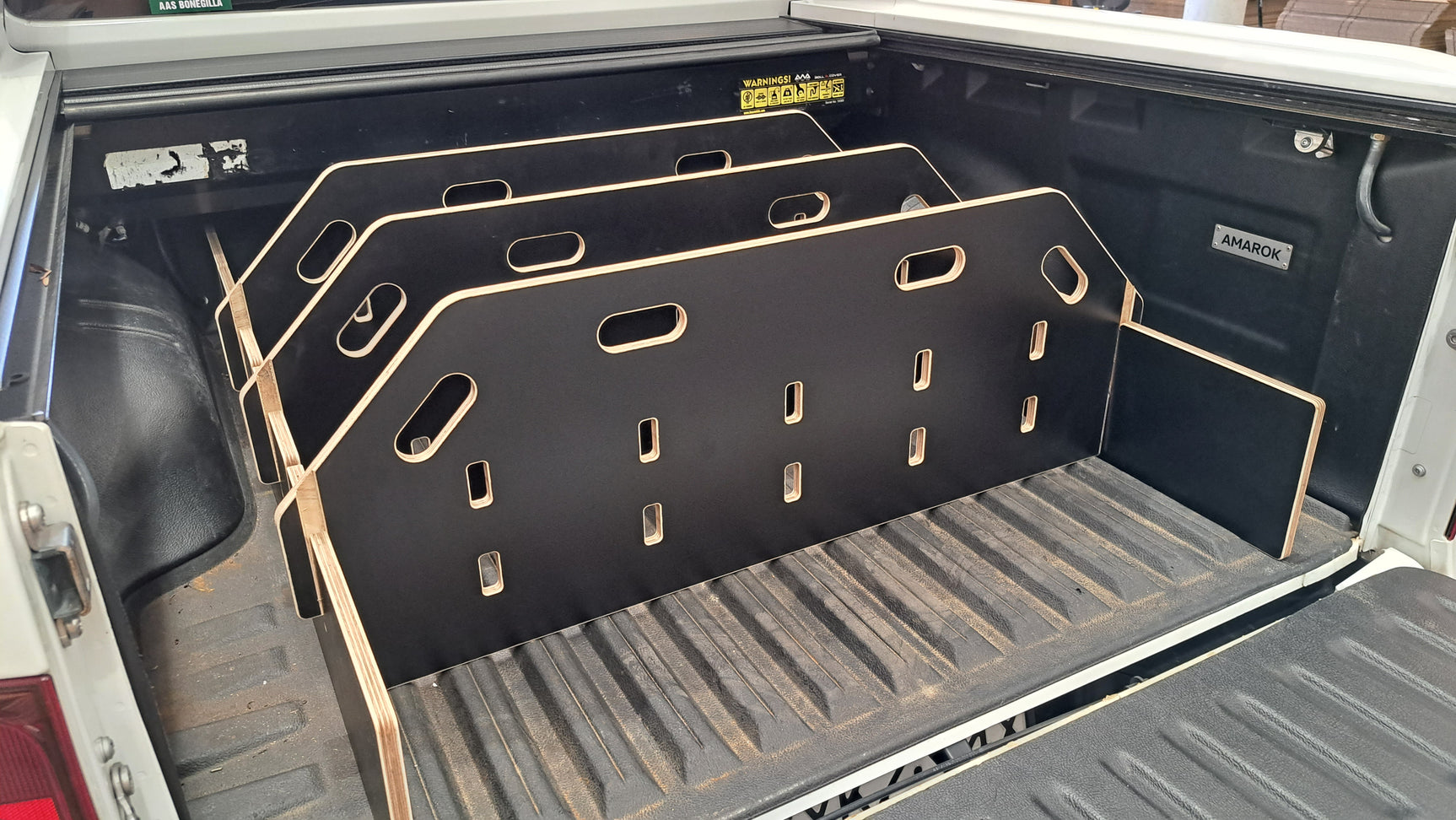 VW Amarok 2016-2022 Tub Divider | Plastic Tub Liner