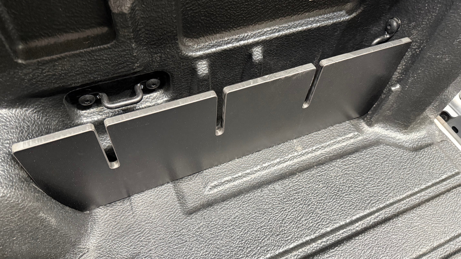 HPL-PRO Ranger 2022+ Tub Divider | Plastic Tub Liner