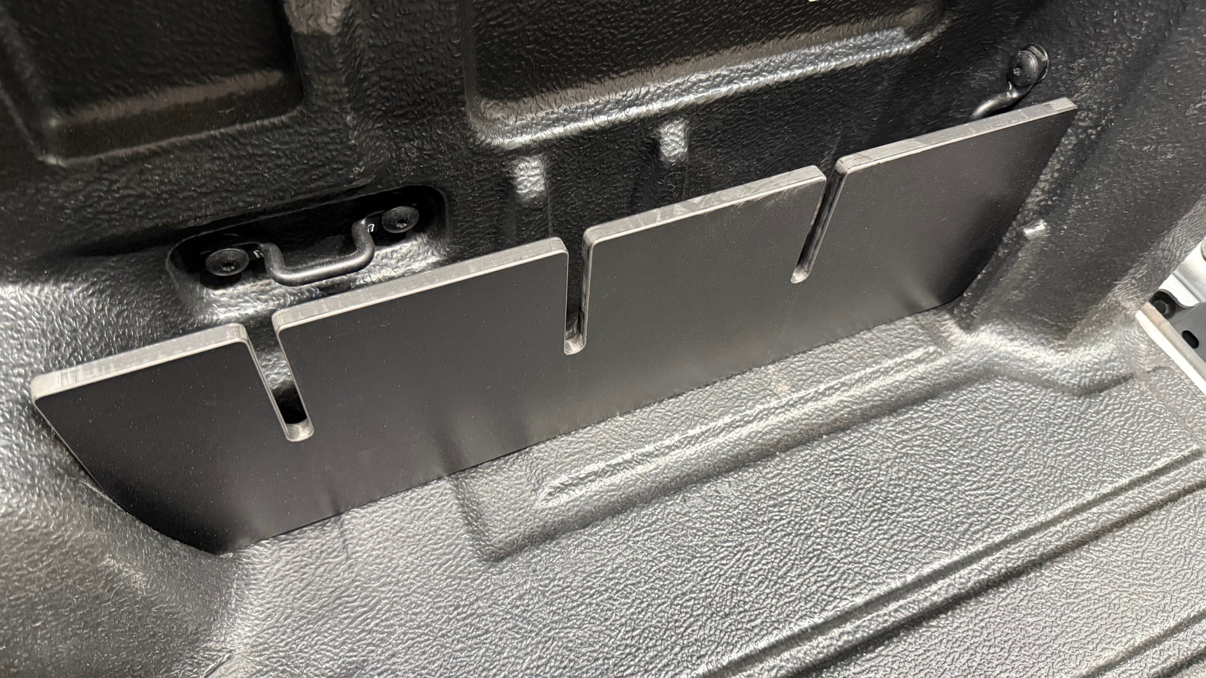 HPL-PRO Ranger 2022+ Tub Divider | Plastic Tub Liner