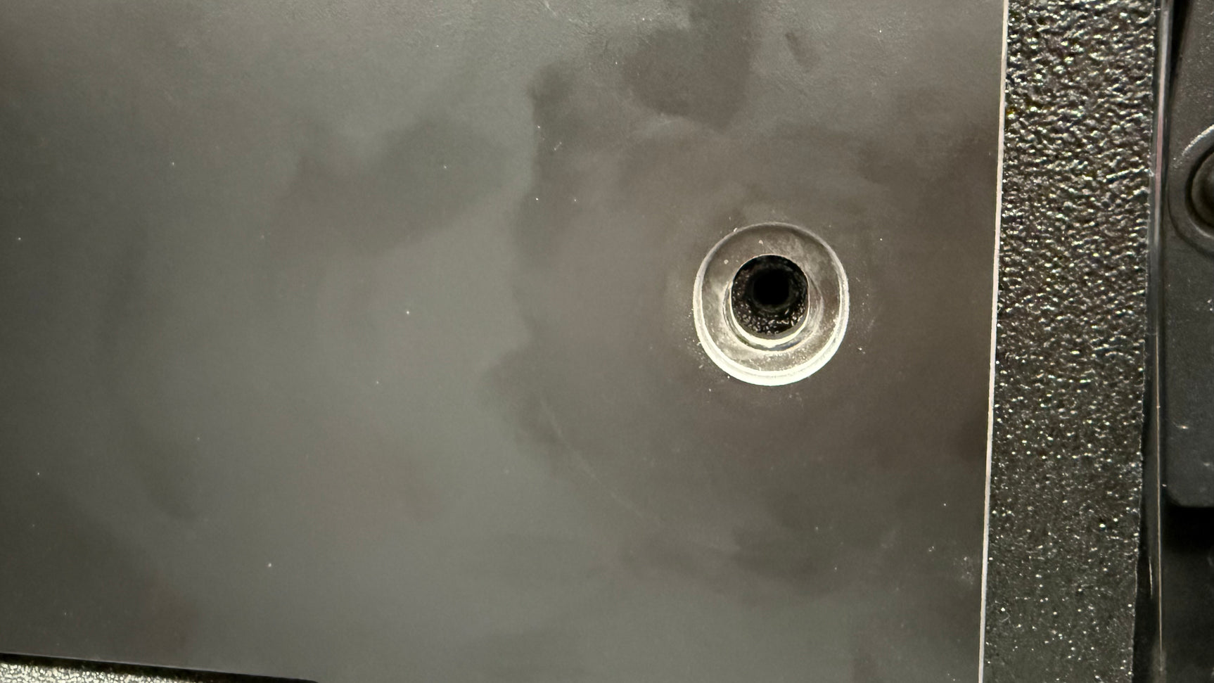 HPL-PRO Next Gen Ranger Tub Divider | Spray-in Tub Liner