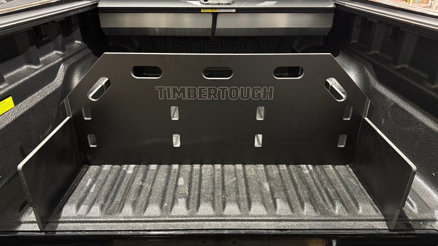 HPL-PRO Isuzu D-MAX 2020+ Tub Divider | Plastic Tub Liner