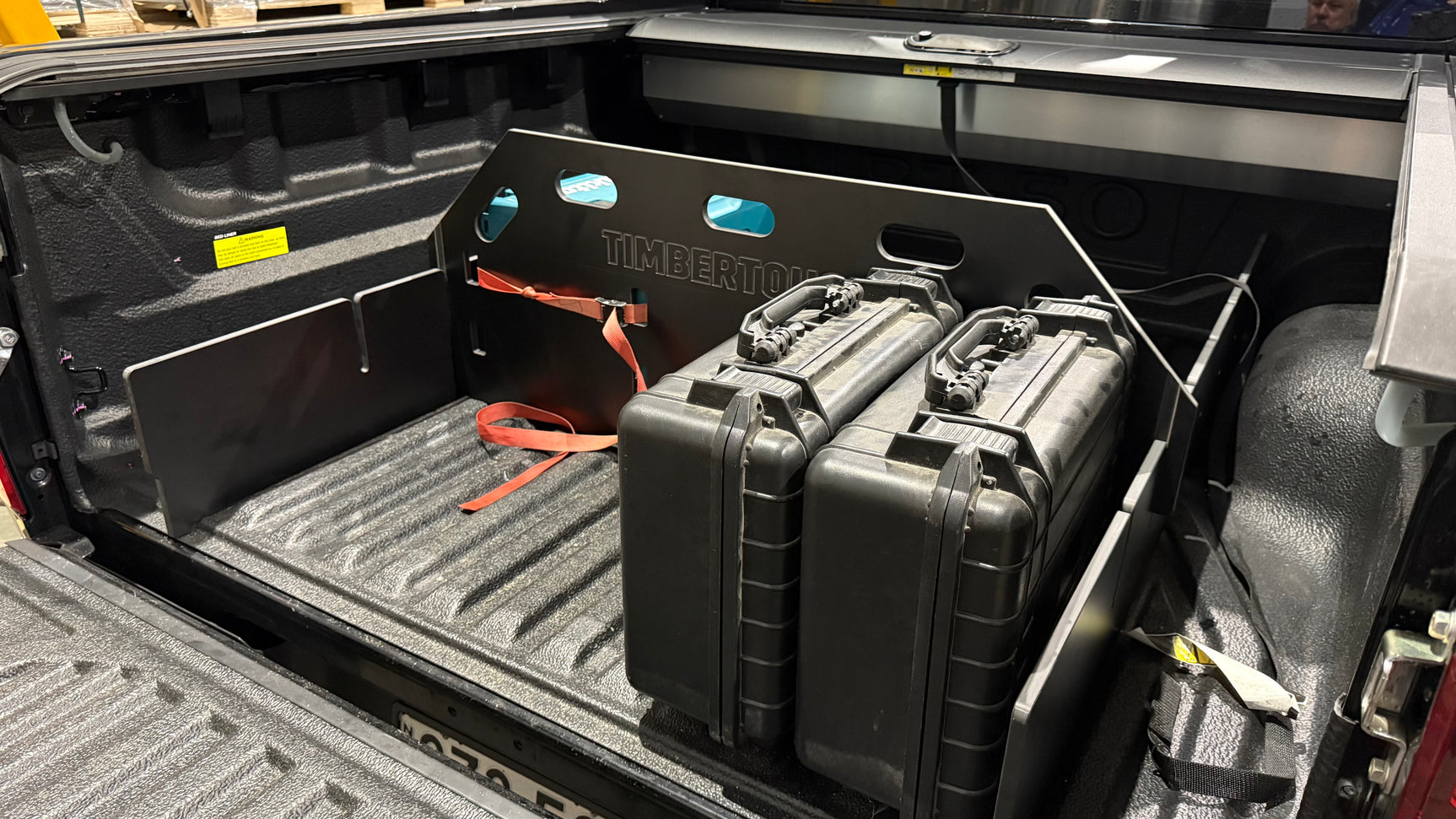 HPL-PRO Isuzu D-MAX 2020+ Tub Divider | Plastic Tub Liner