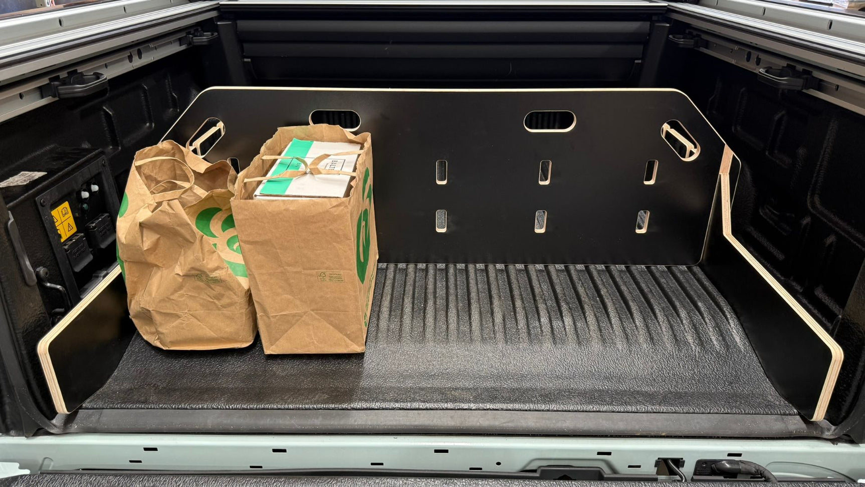 Ford Ranger PHEV 2025+ Tub Divider | Plastic Tub Liner