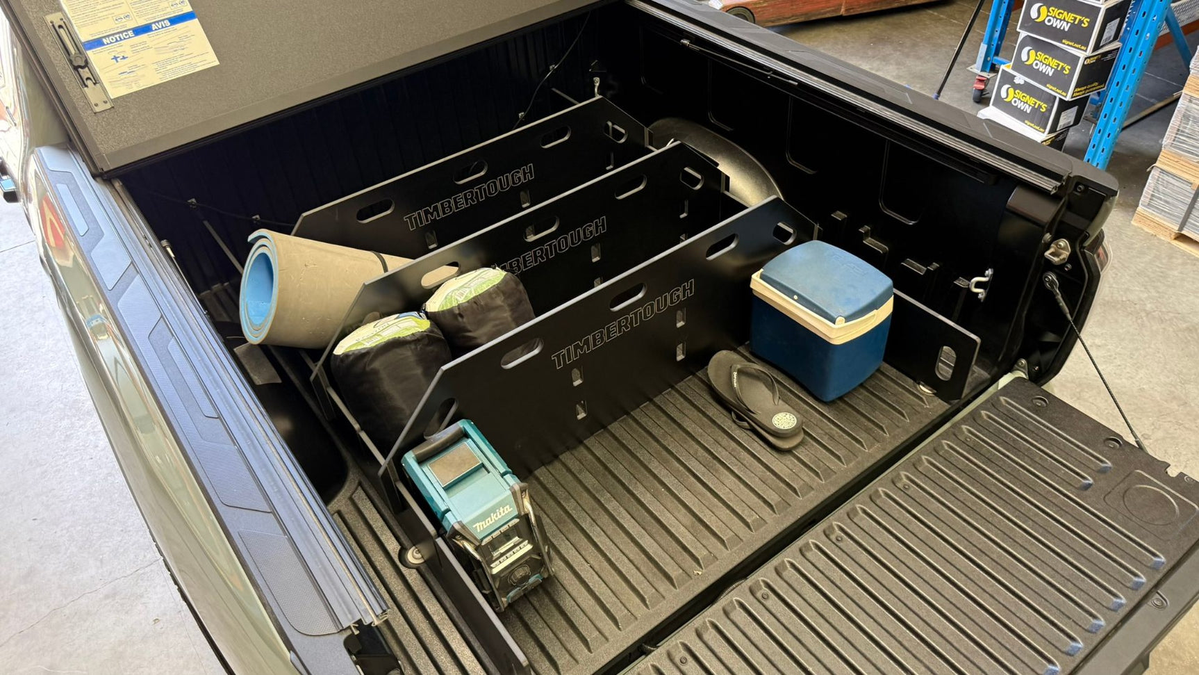 HPL-PRO Toyota Tundra 2022+ Tub Divider