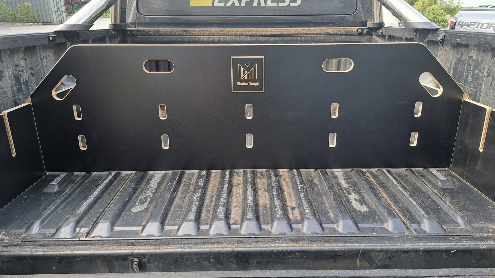 Toyota Hilux N80 2016+ Tub Divider | No Tub Liner