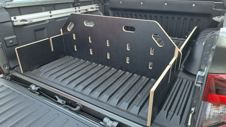 Nissan Navara 2021+ Tub Divider | Plastic Tub Liner