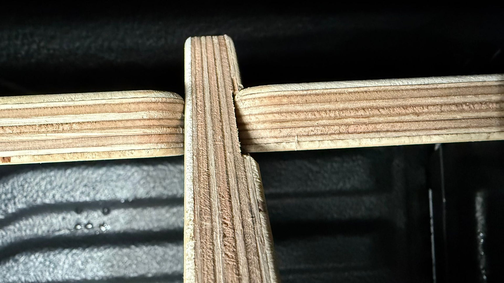 Mazda BT-50 2020+ Tub Divider | Plastic Tub Liner