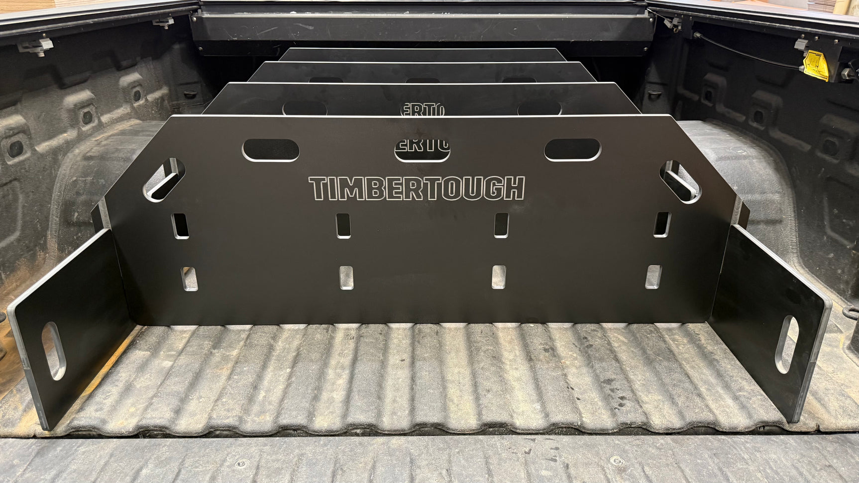 HPL-PRO Chevrolet Silverado 1500 Tub Divider (2019 - 2025)