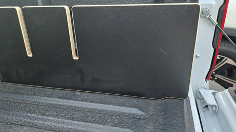 Mitsubishi Triton MV 2024+ Tub Divider | Plastic Tub Liner